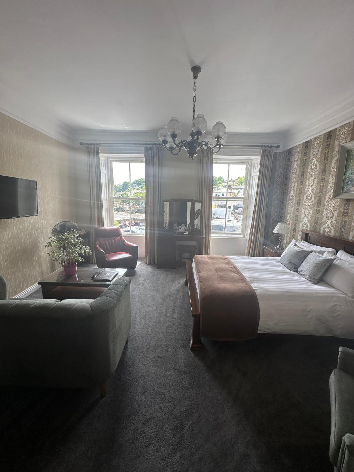 Готель Long Quay House Кінсейл Екстер'єр фото