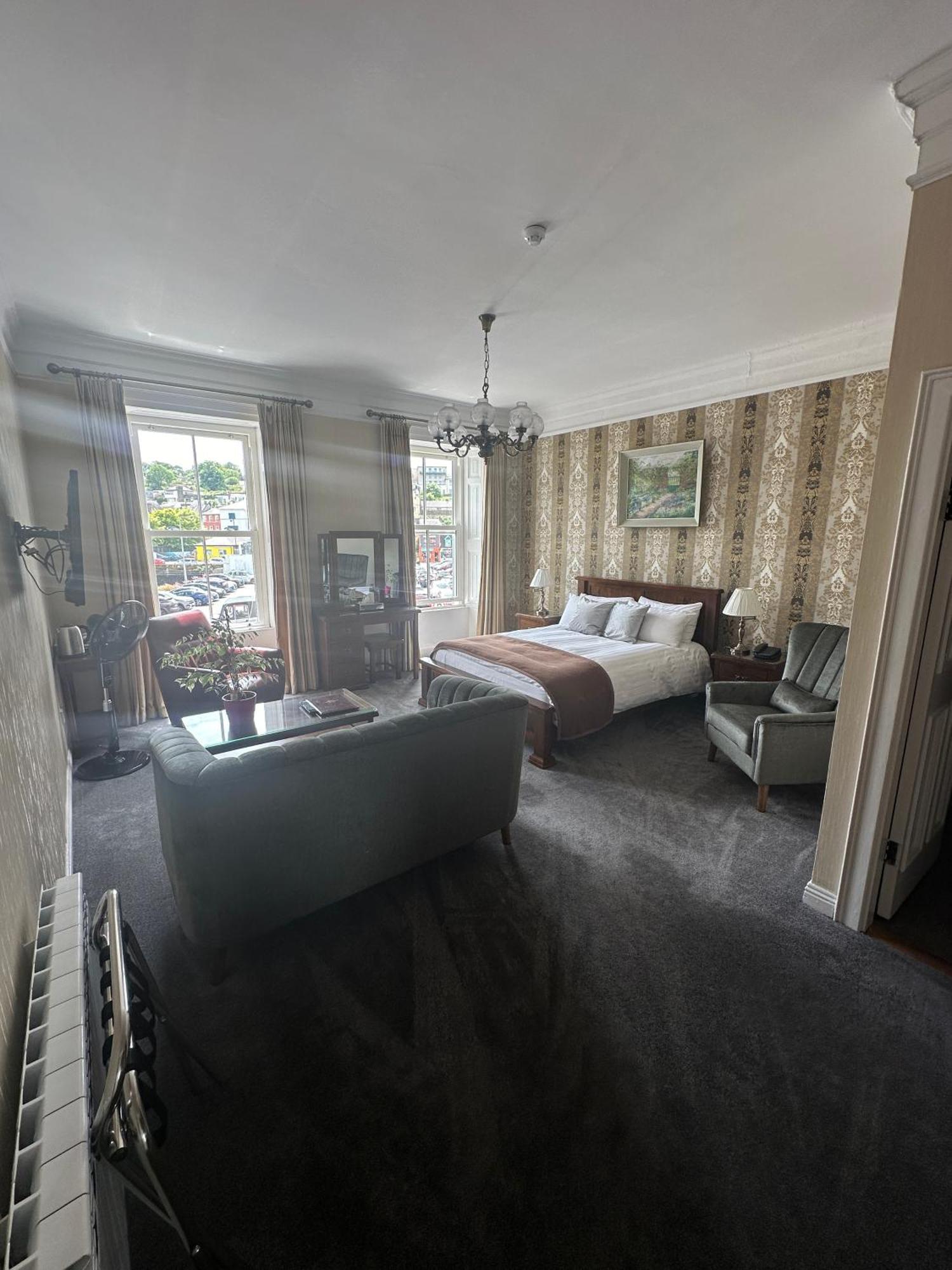 Готель Long Quay House Кінсейл Екстер'єр фото