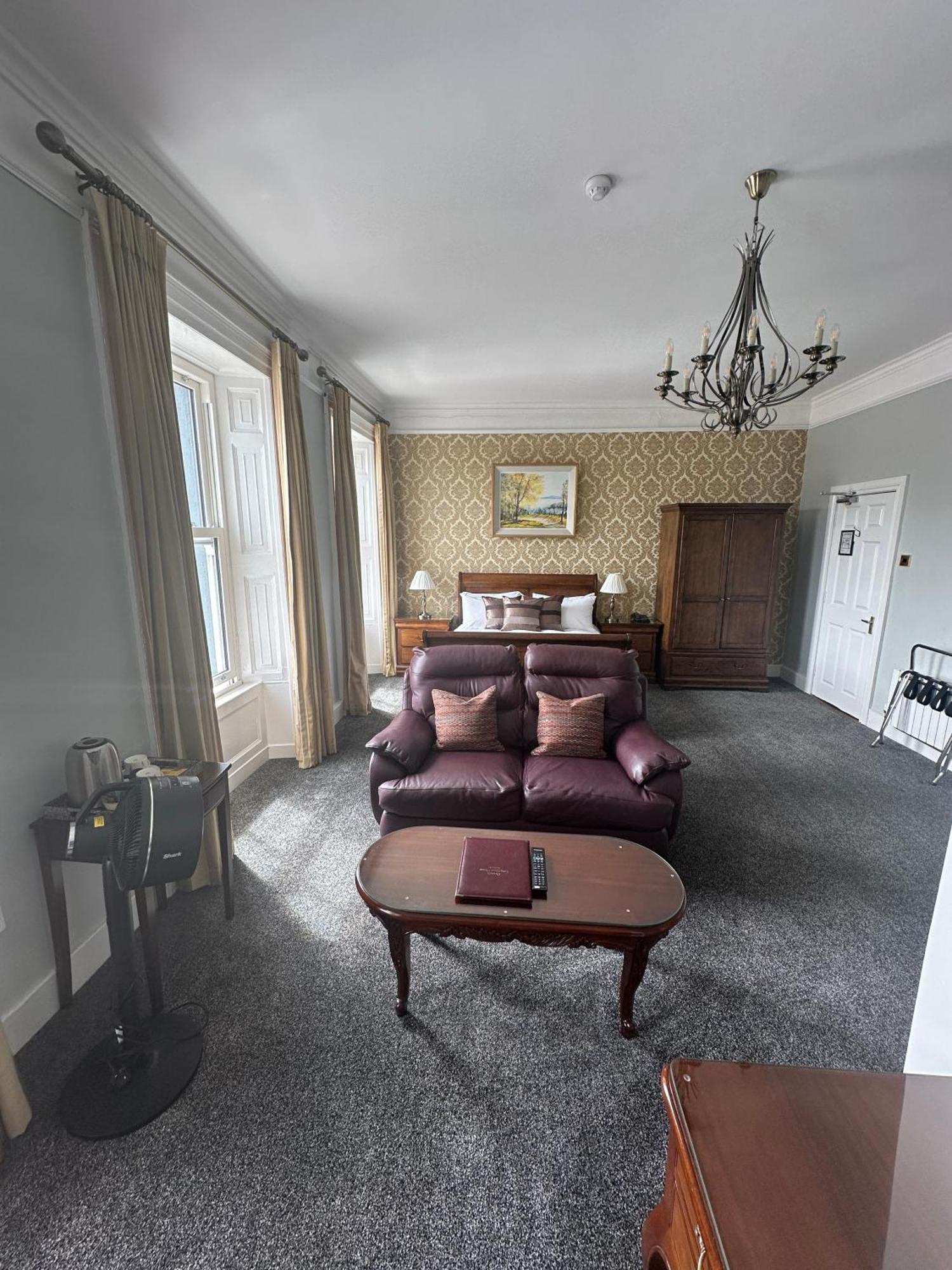 Готель Long Quay House Кінсейл Екстер'єр фото